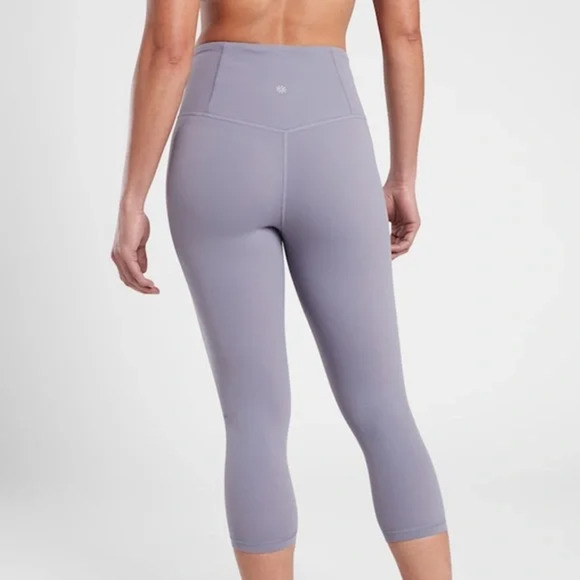 Athleta Leggings 1X Tempest Violet Elation High Rise Capri Plus Size Workout - Picture 4 of 13